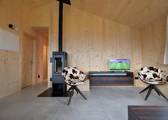 Maiensaess Superior By Interhome * Urmein